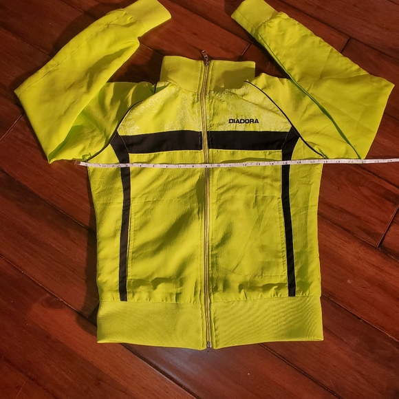 Diadora Ladies Sporty/Athletic Jacket - Picture 16 of 16